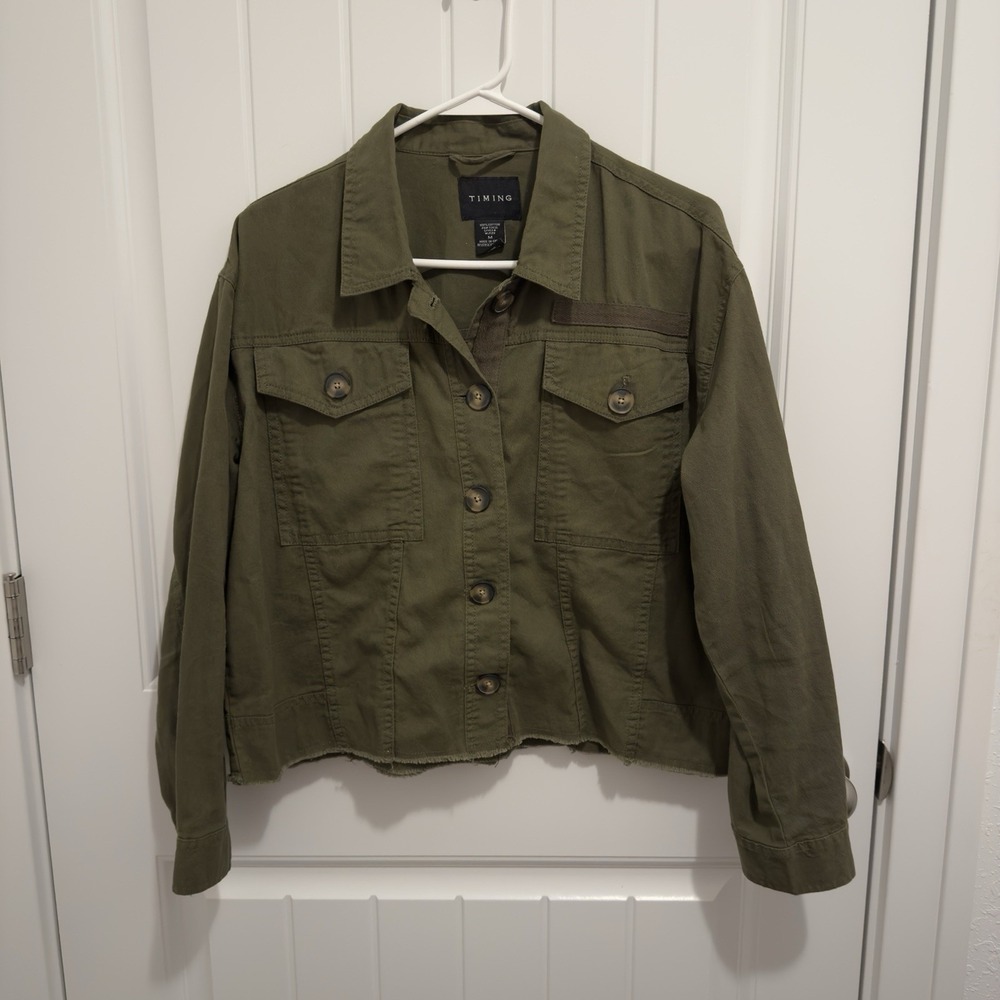 Timing Women's Green Lightweight Shirt Jacket‎ Size Medium